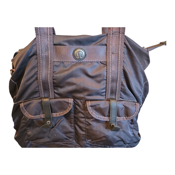 LULULEMON "Lucky Tote" Bag - Picture 3 of 10